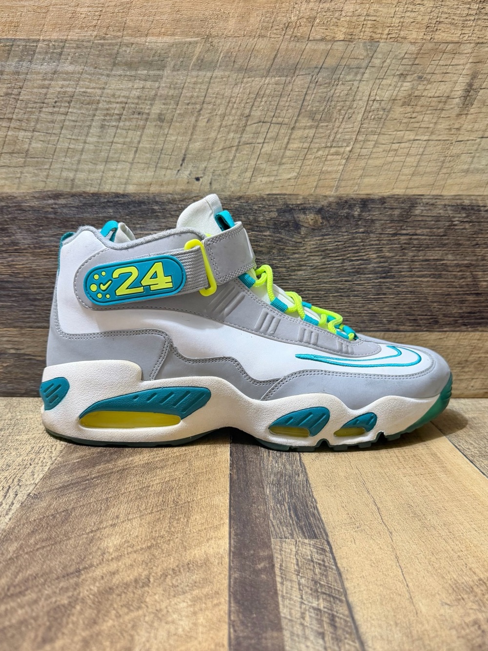 Nike Air Griffey Max 1 White Turbo Green Grey Athletic Sneakers Size 12 Men